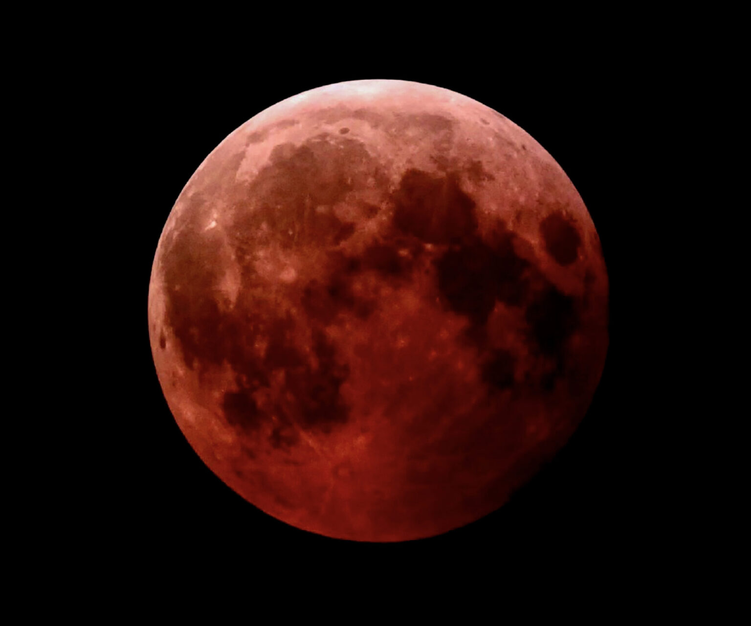 space_red moon